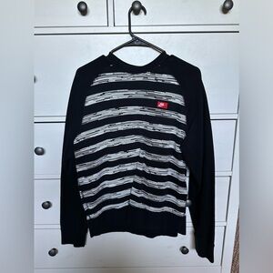 Nike crewneck